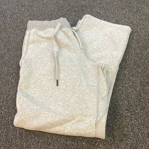 Lululemon L Gray sweatpants
